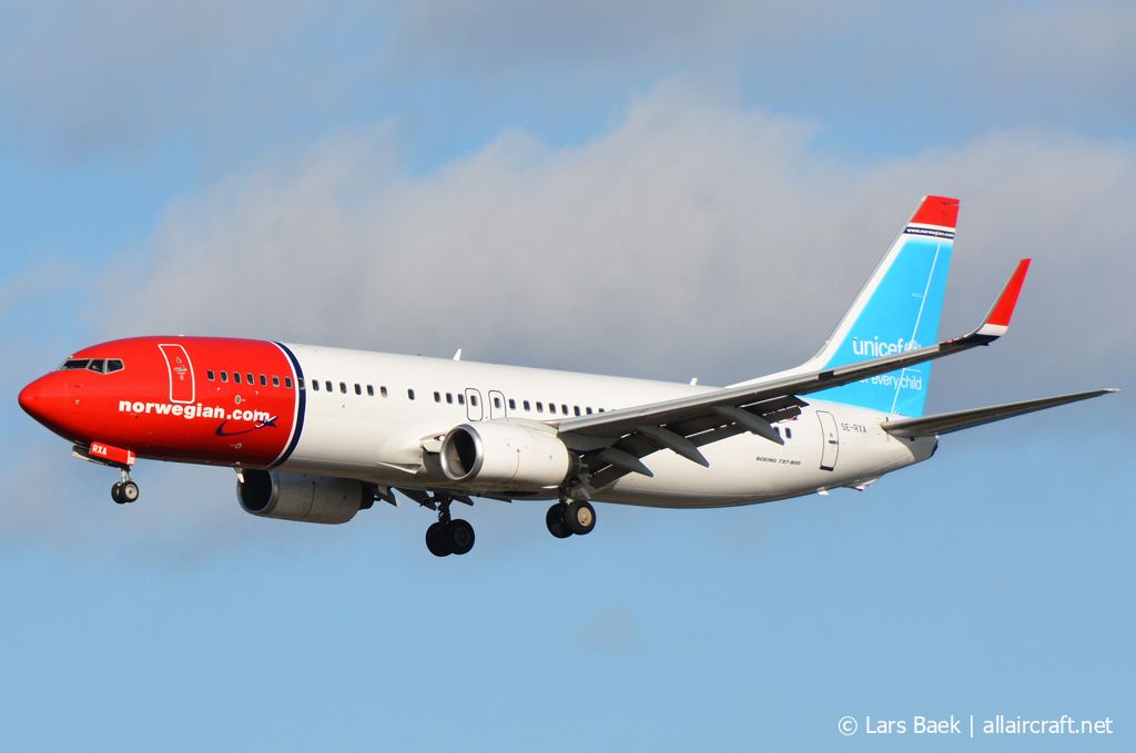 SE-RXA (35757) 2010 Boeing 737-84P(WL)