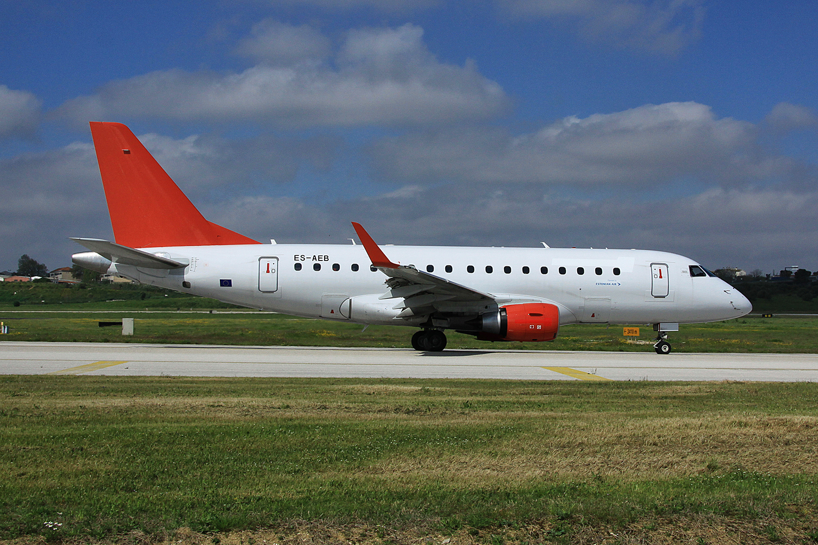 ES-AEB (17000106) Embraer 170-100STD