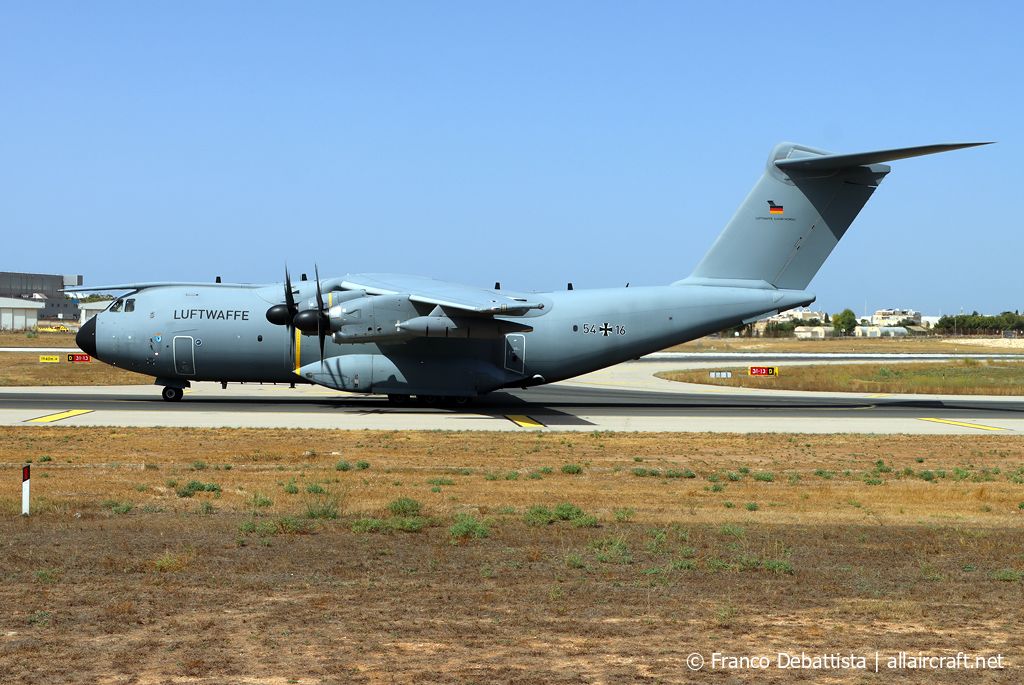 54+16 (064) 2017 Airbus A400M-180