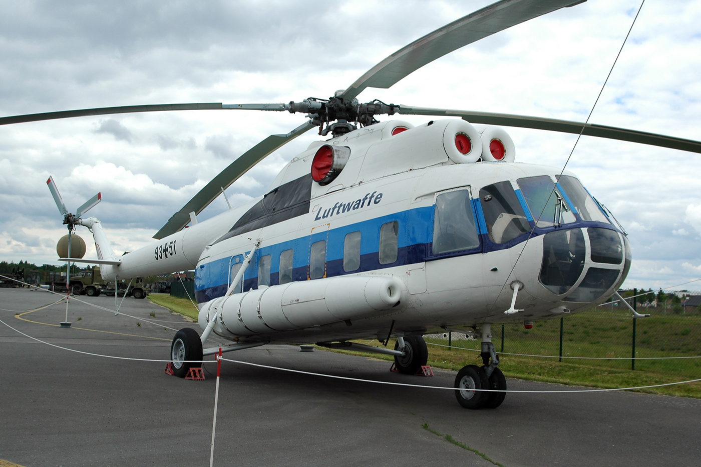 93+51 ( 105104 ) 1986 Mil Mi-8S