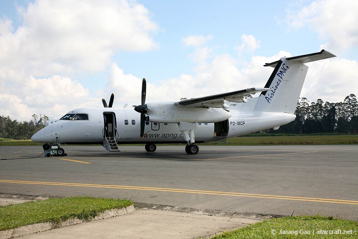 P2-MCP (cn 0033) DHC-8-101 Dash 8