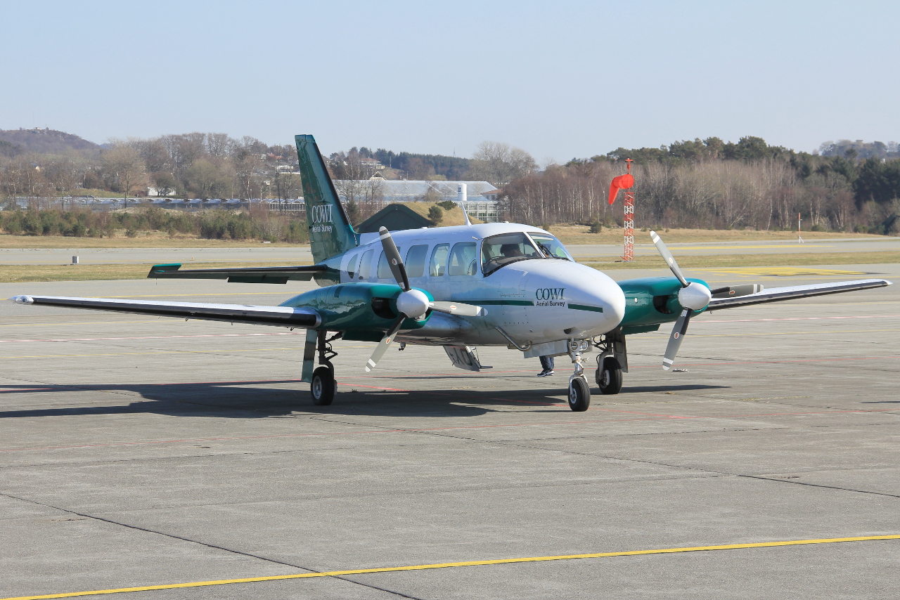 OY-CKR (31-7652124) 1976 Piper PA-31-350 Navajo Chieftain