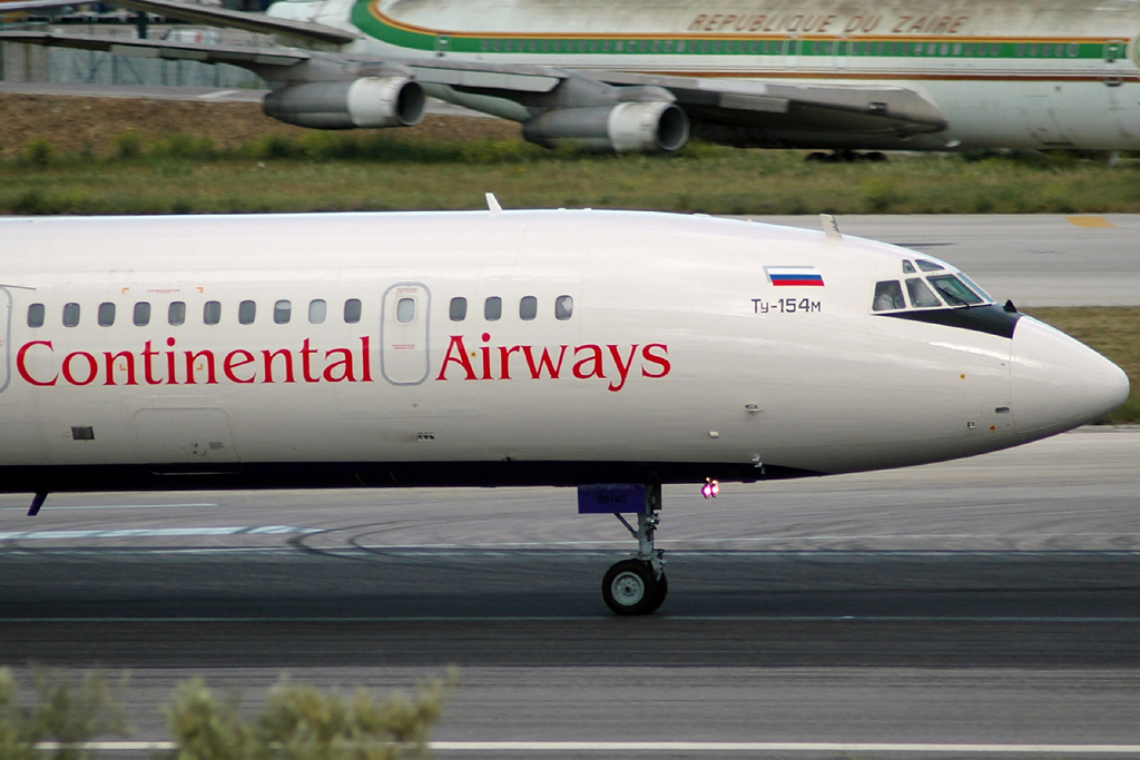 RA-85140 (85A-716) 1985 Tupolev Tu-154M