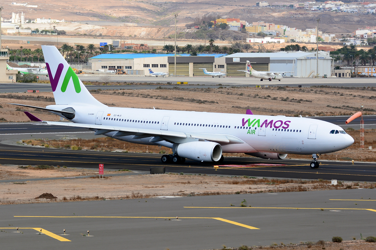 EC-MJS (cn 0265) Airbus A330-243