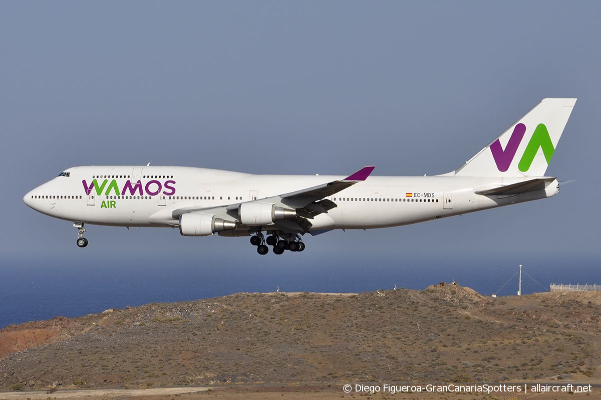 EC-MDS (cn 26910) Boeing 747-419
