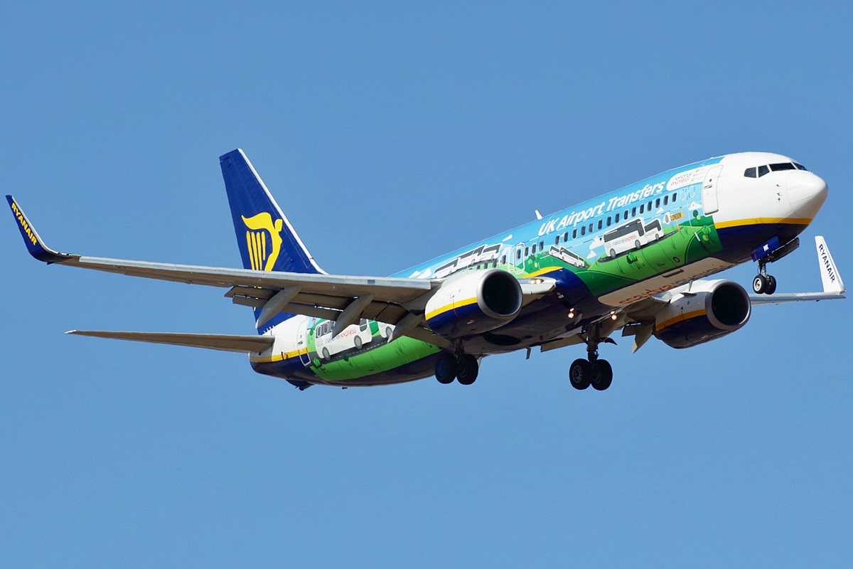 EI-EMK (38512) 2010 Boeing 737-8AS(WL)