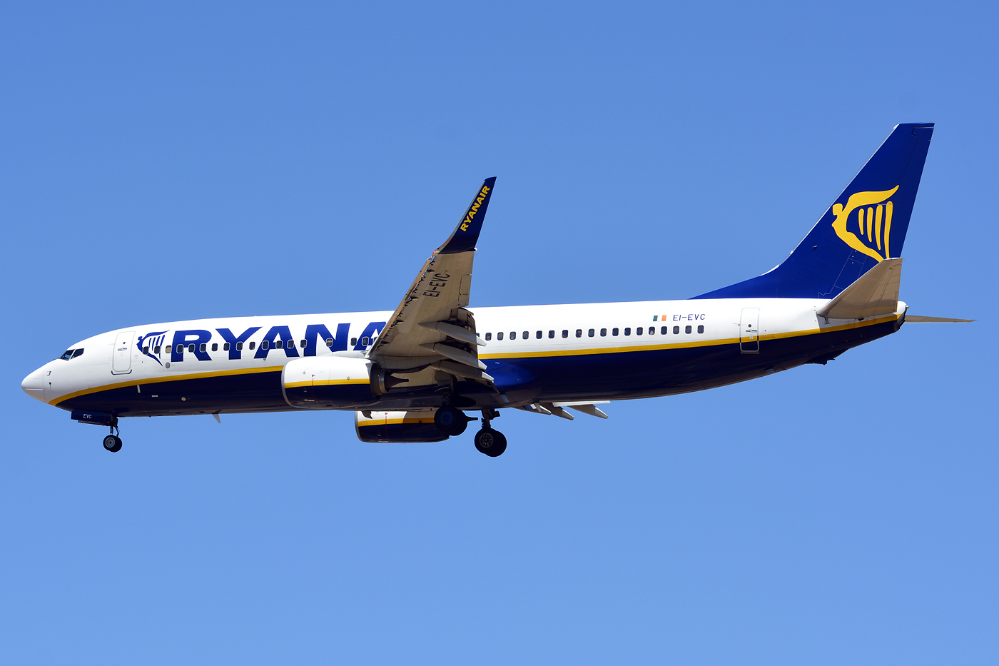 EI-EVC (40286) 2012 Boeing 737-8AS(WL)