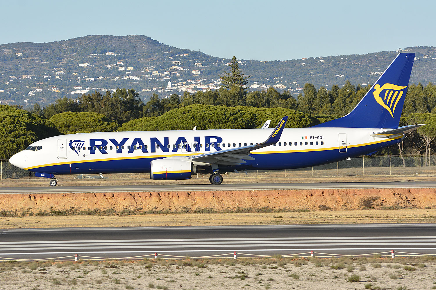 EI-GDI (44809) 2017 Boeing 737-8AS(WL)