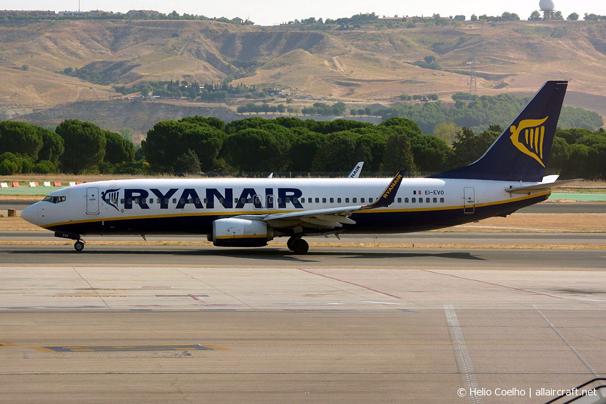 EI-EVO (40297) 2012 Boeing 737-8AS(WL)
