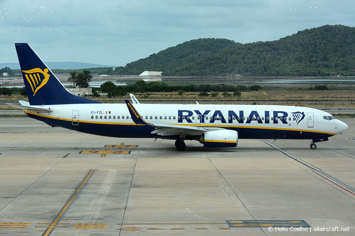 EI-FZL (44784) 2017 Boeing 737-8AS(WL)