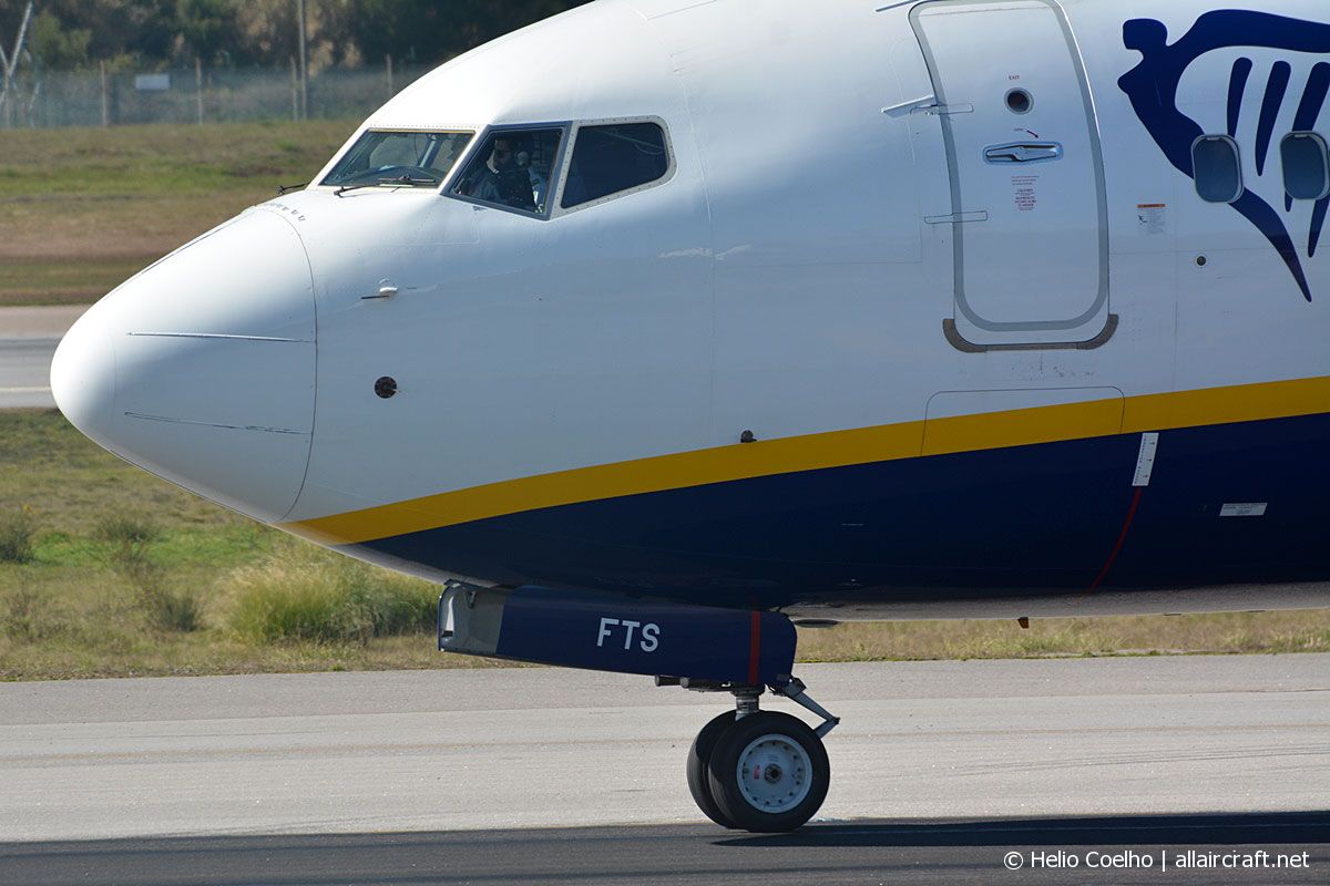 EI-FTS (44768) 2017 Boeing 737-8AS(WL)