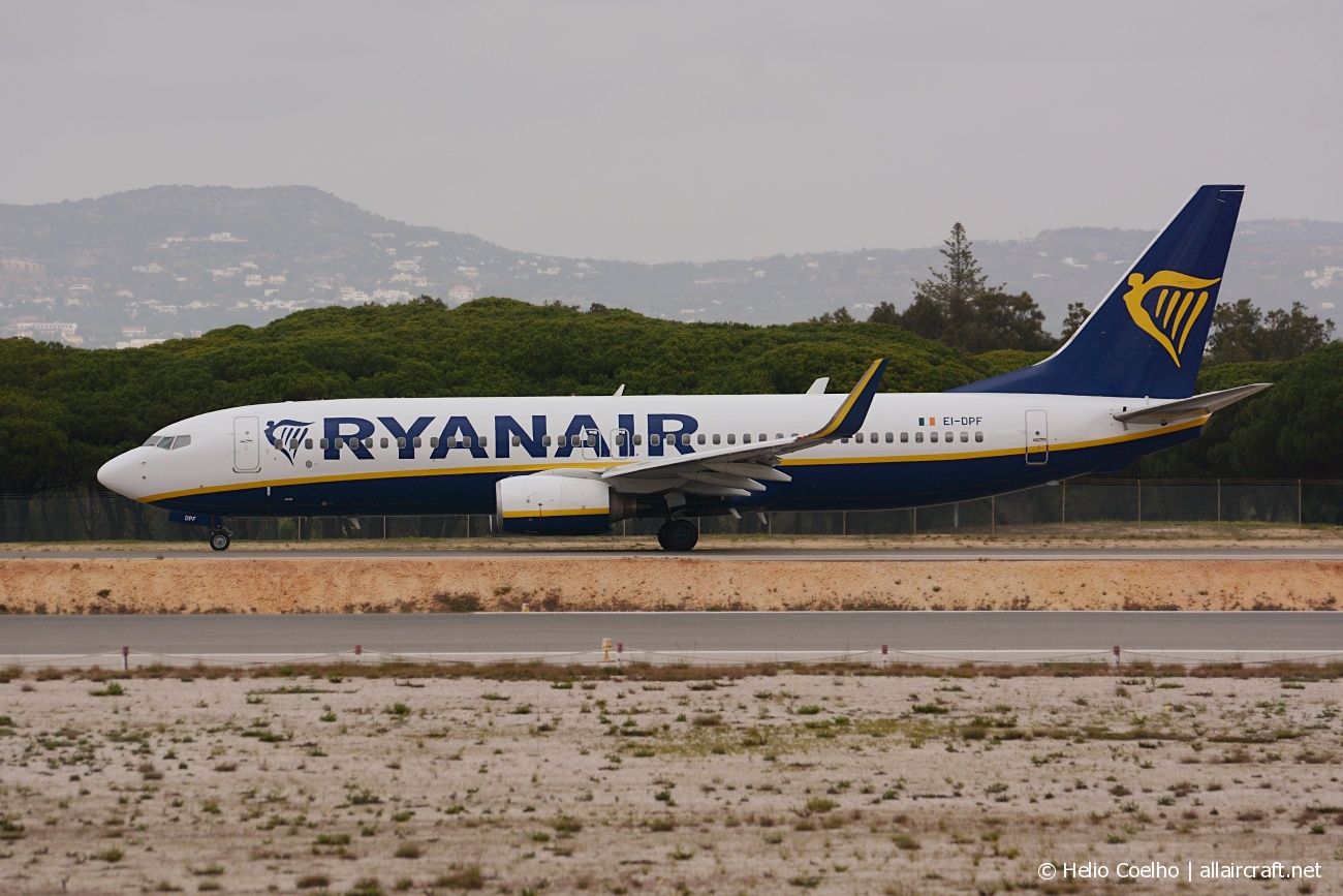 EI-DPF (33606) 2007 Boeing 737-8AS(WL)