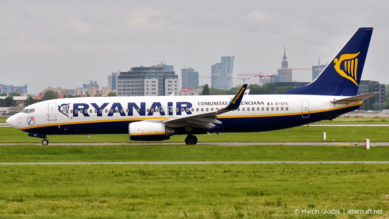 EI-EFE (37533) 2009 Boeing 737-8AS(WL)