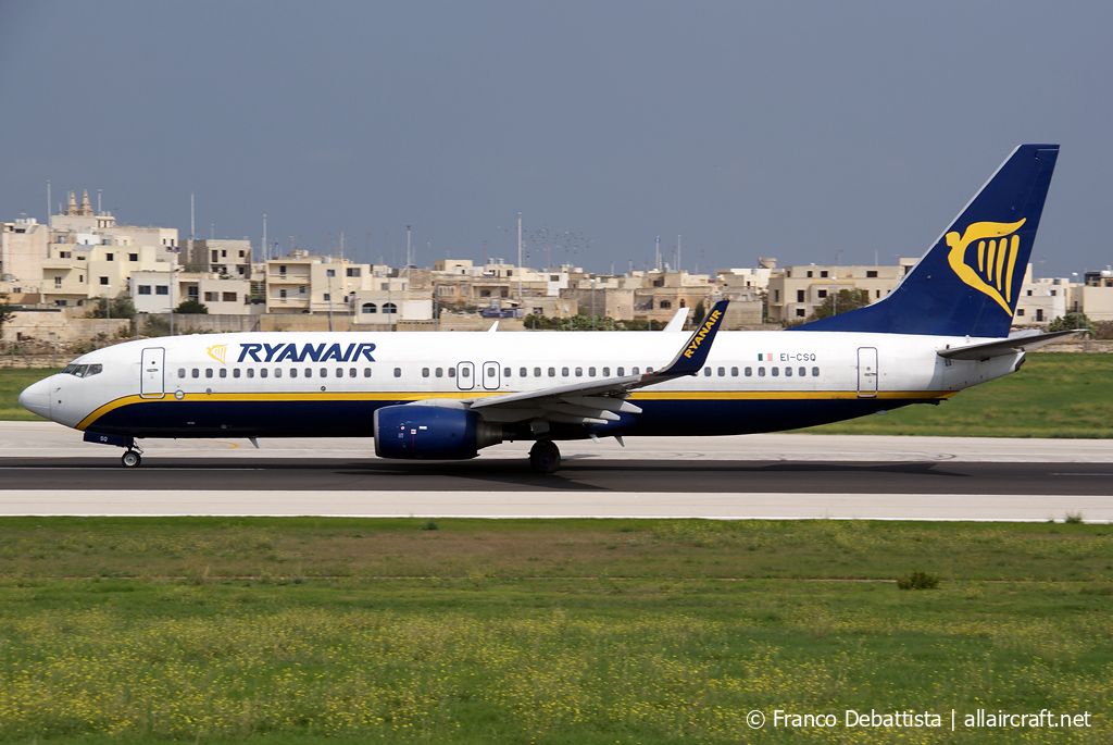 EI-CSQ (29930) 2001 Boeing 737-8AS(WL)