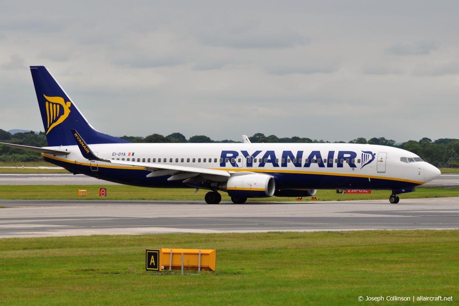 EI-DYA (33631) 2008 Boeing 737-8AS(WL)