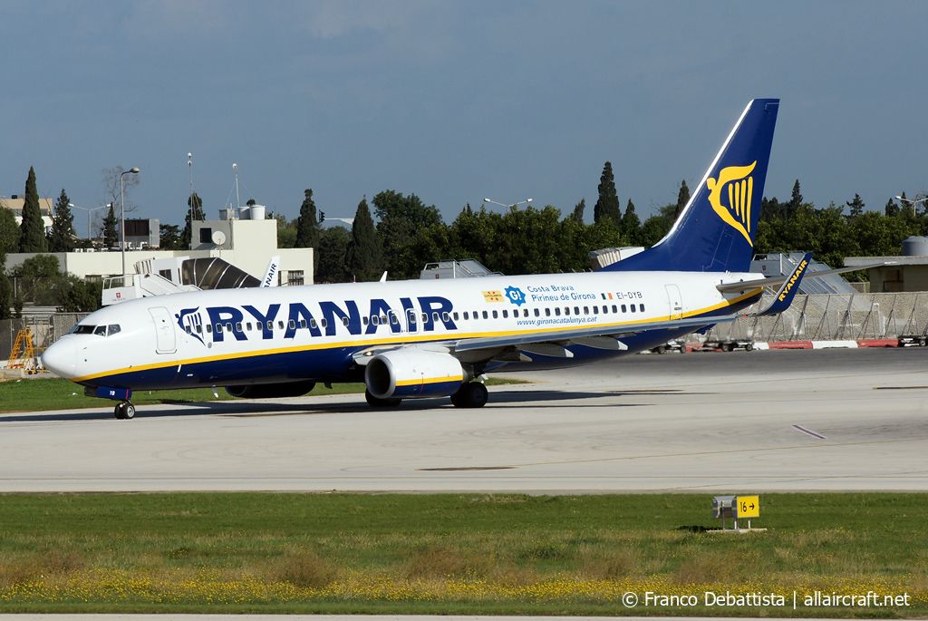 EI-DYB (33633) 2008 Boeing 737-8AS(WL)