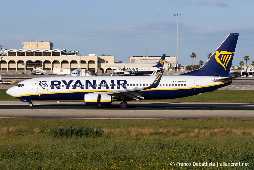 EI-DYP (37515) 2008 Boeing 737-8AS(WL)