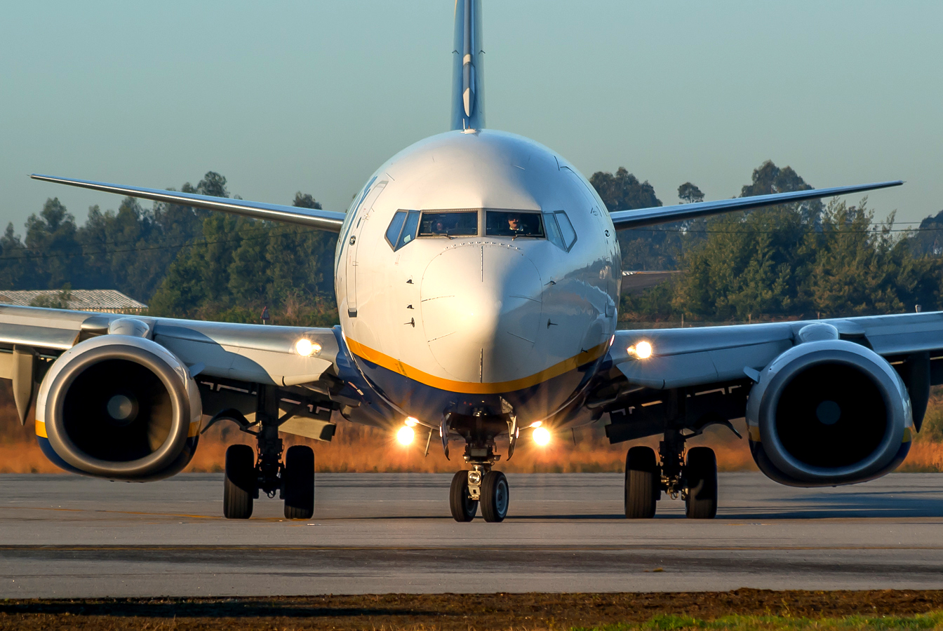 EI-DYX (37517) 2008 Boeing 737-8AS(WL)