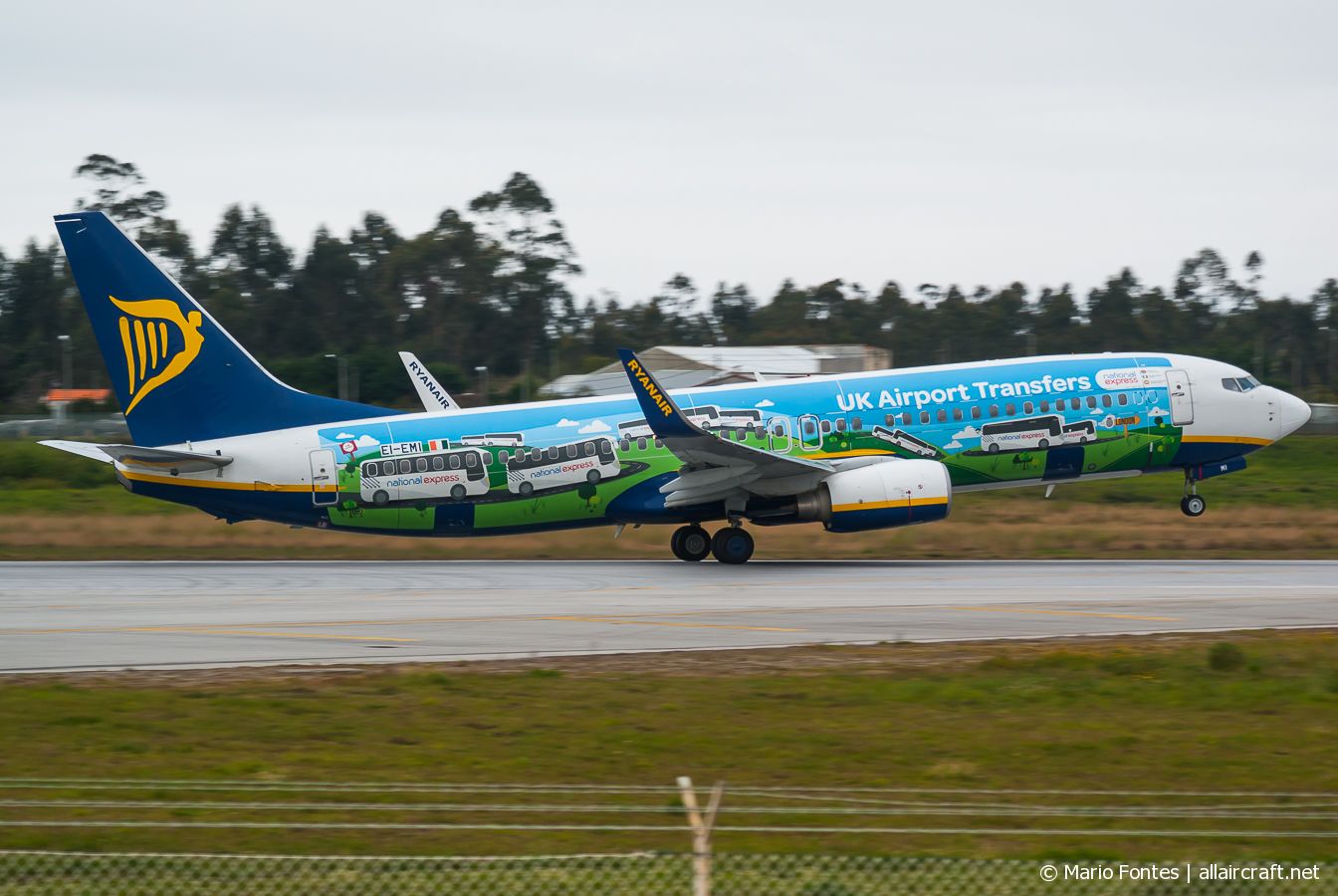 EI-EMI · Boeing 737-8AS(WL) · (OPO / LPPR)