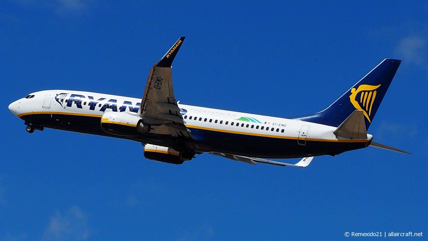 EI-EMO (40283) 2010 Boeing 737-8AS(WL)