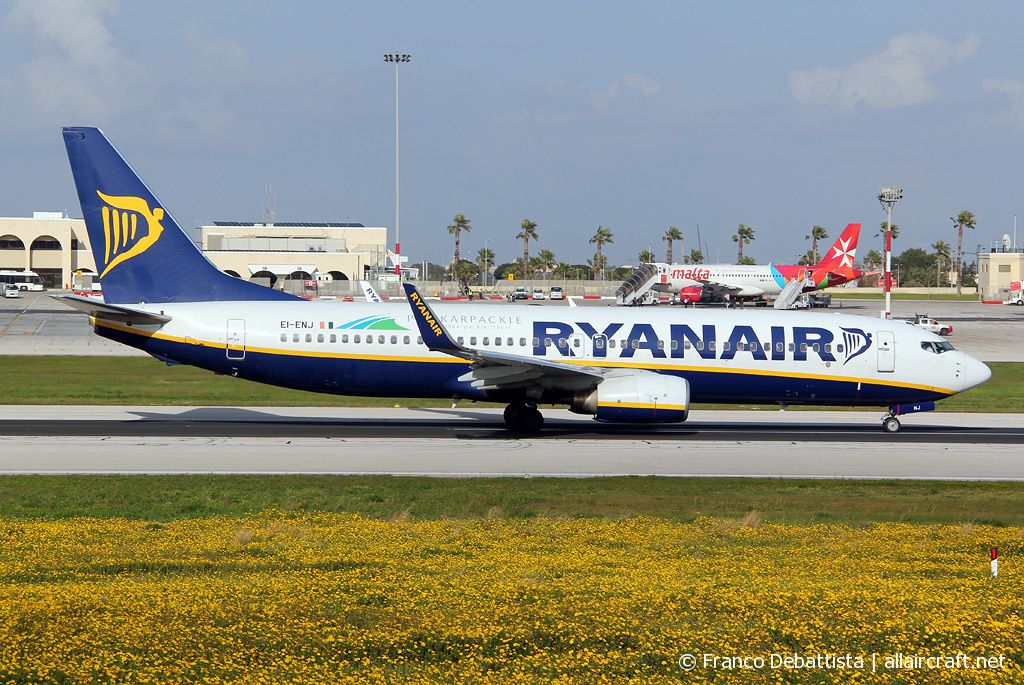 EI-ENJ (40301) 2010 Boeing 737-8AS WL