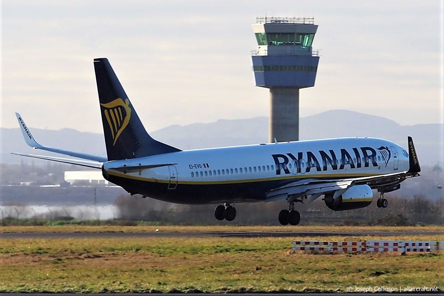 EI-EVO (40297) 2012 Boeing 737-8AS(WL)