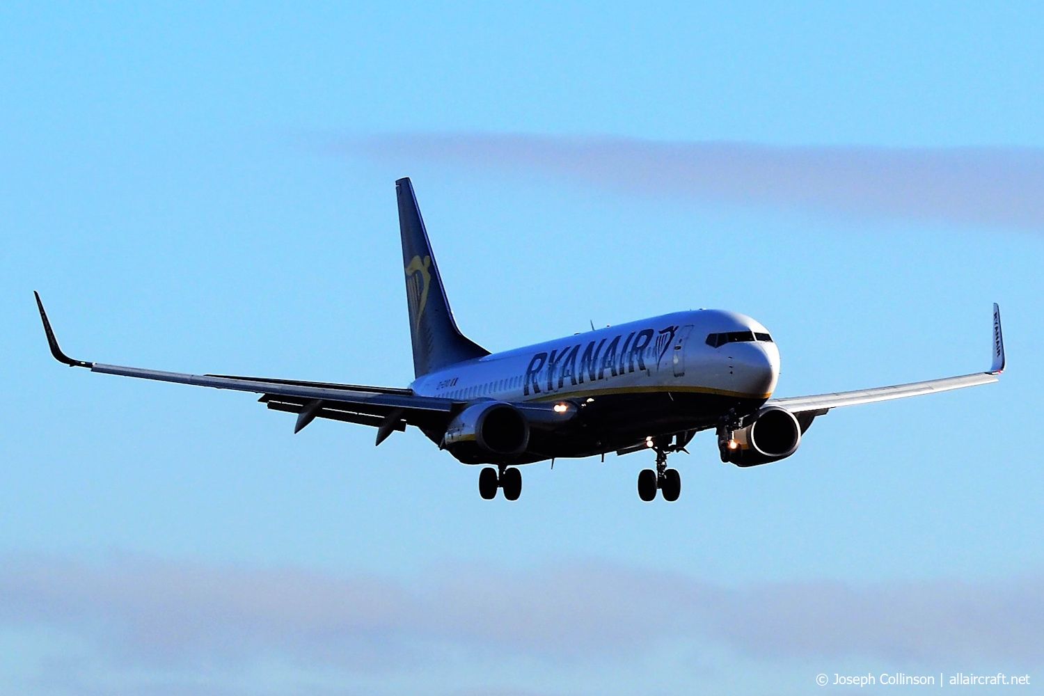 EI-EVO (40297) 2012 Boeing 737-8AS(WL)