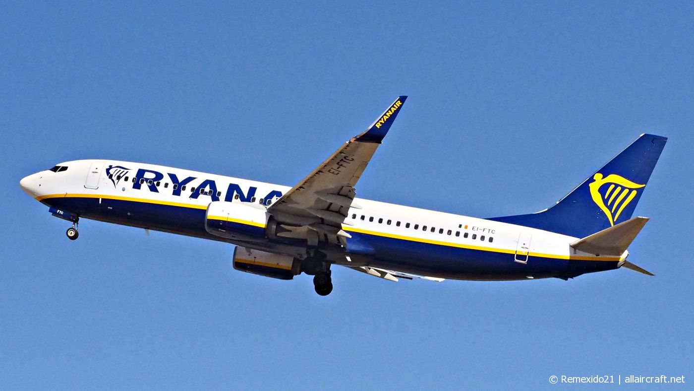 EI-FTC (44753) 2016 Boeing 737-8AS(WL)