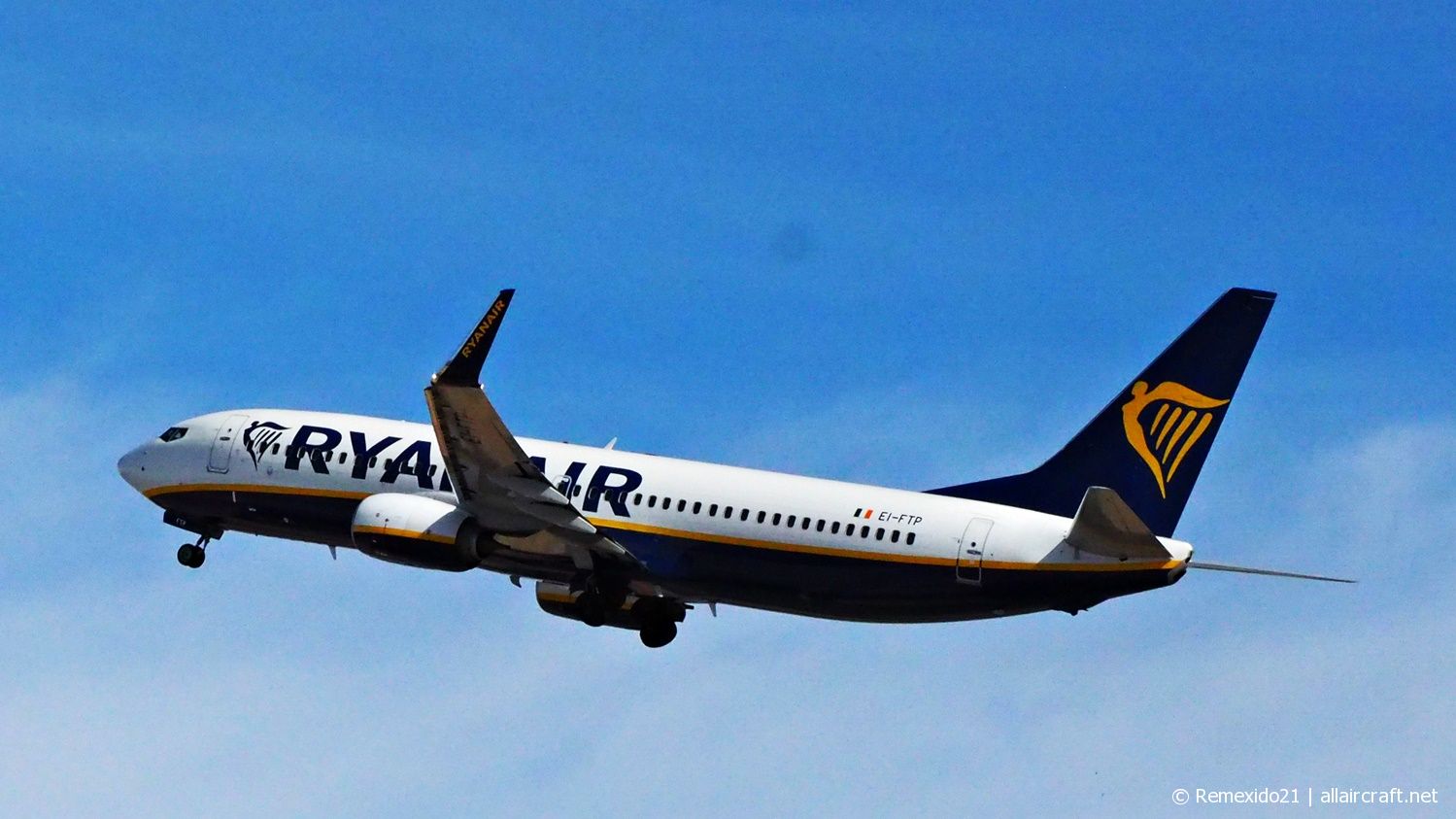 EI-FTP (cn 44766) Boeing 737-8AS