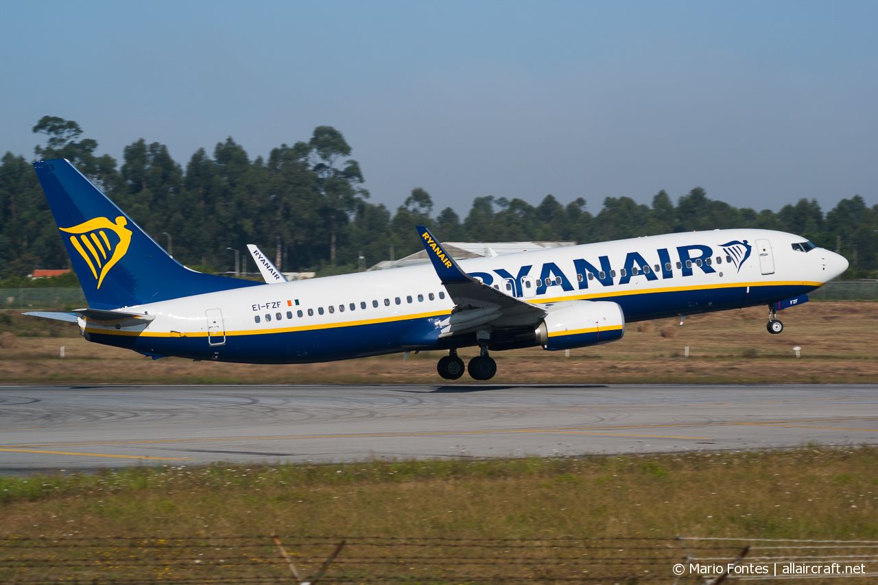 EI-FZF (44779) 2017 Boeing 737-8AS(WL)