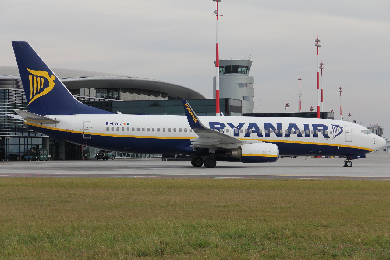 EI-DWC (36076) 2007 Boeing 737-8AS(WL)