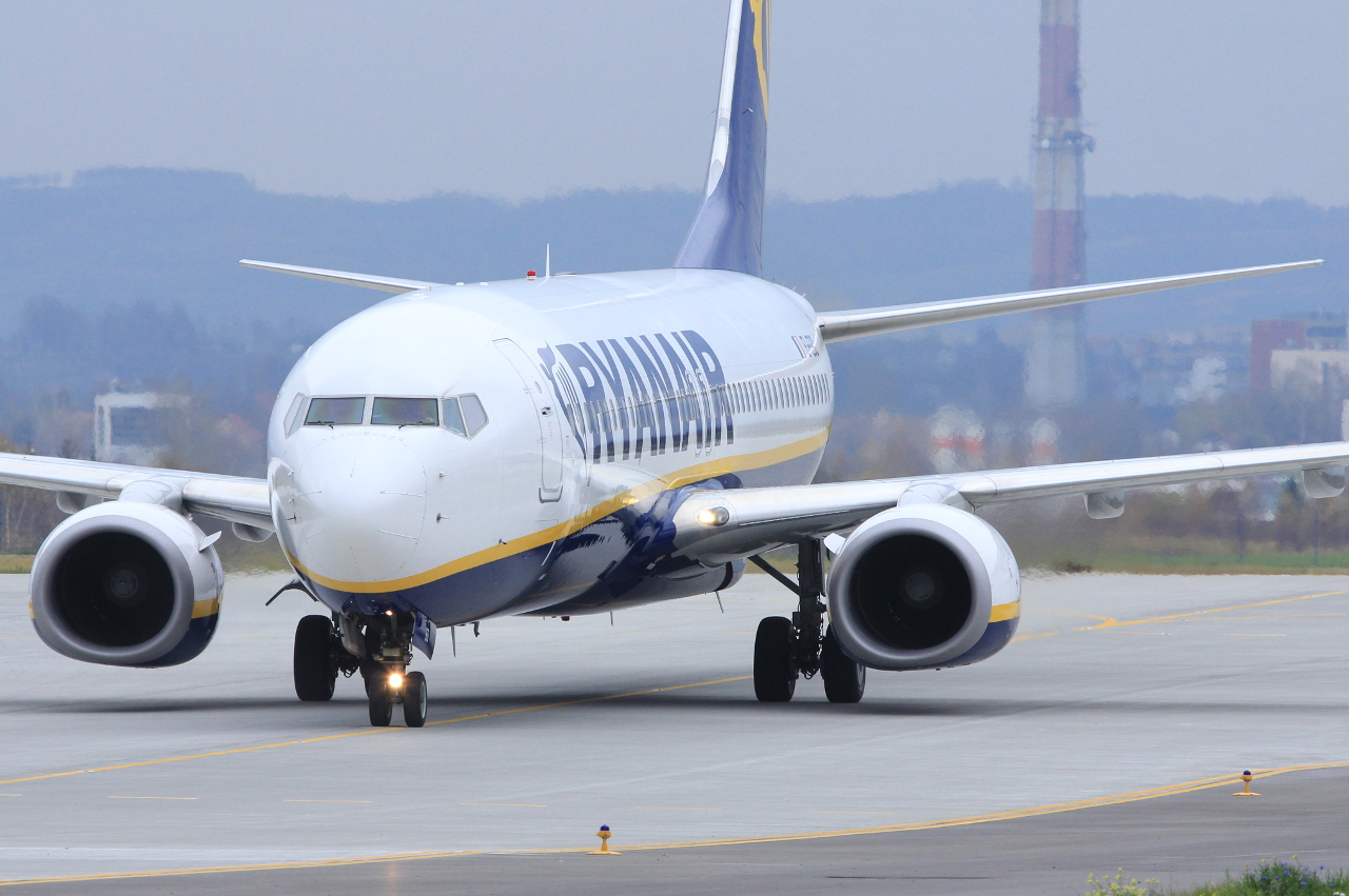 EI-EBD (37522) 2009 Boeing 737-8AS(WL)