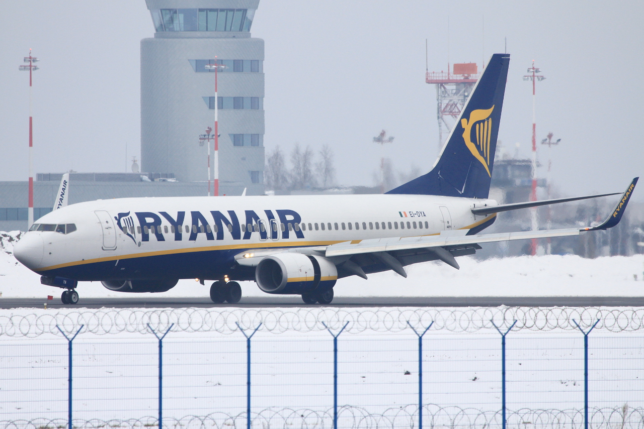EI-DYA (33631) 2008 Boeing 737-8AS(WL)