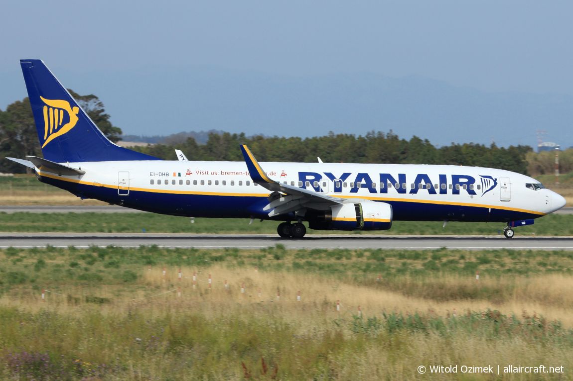 EI-DHB (33572) 2005 Boeing 737-8AS(WL)