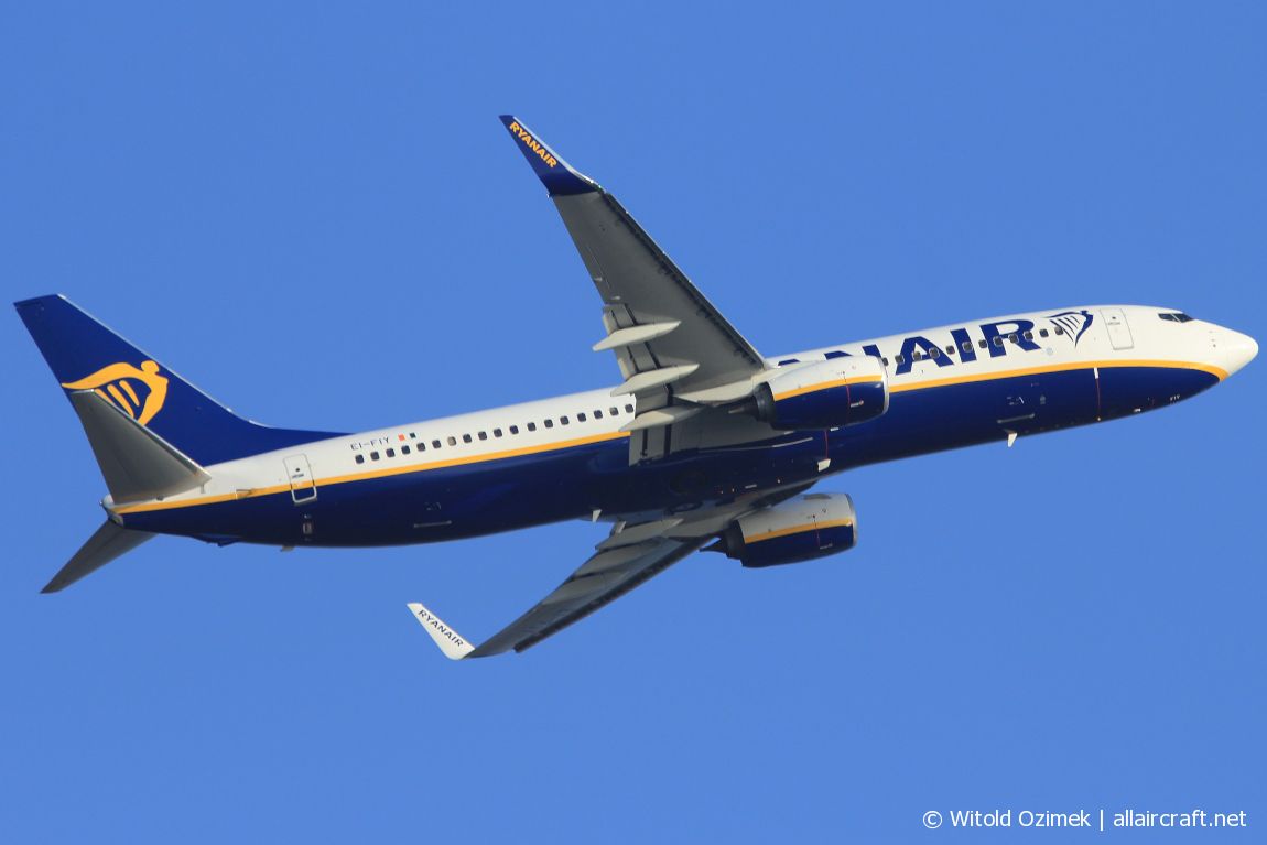 EI-FIY (44707) 2015 Boeing 737-8AS WL