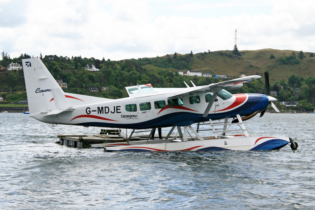 G-MDJE (20800336) Cessna 208 Caravan I