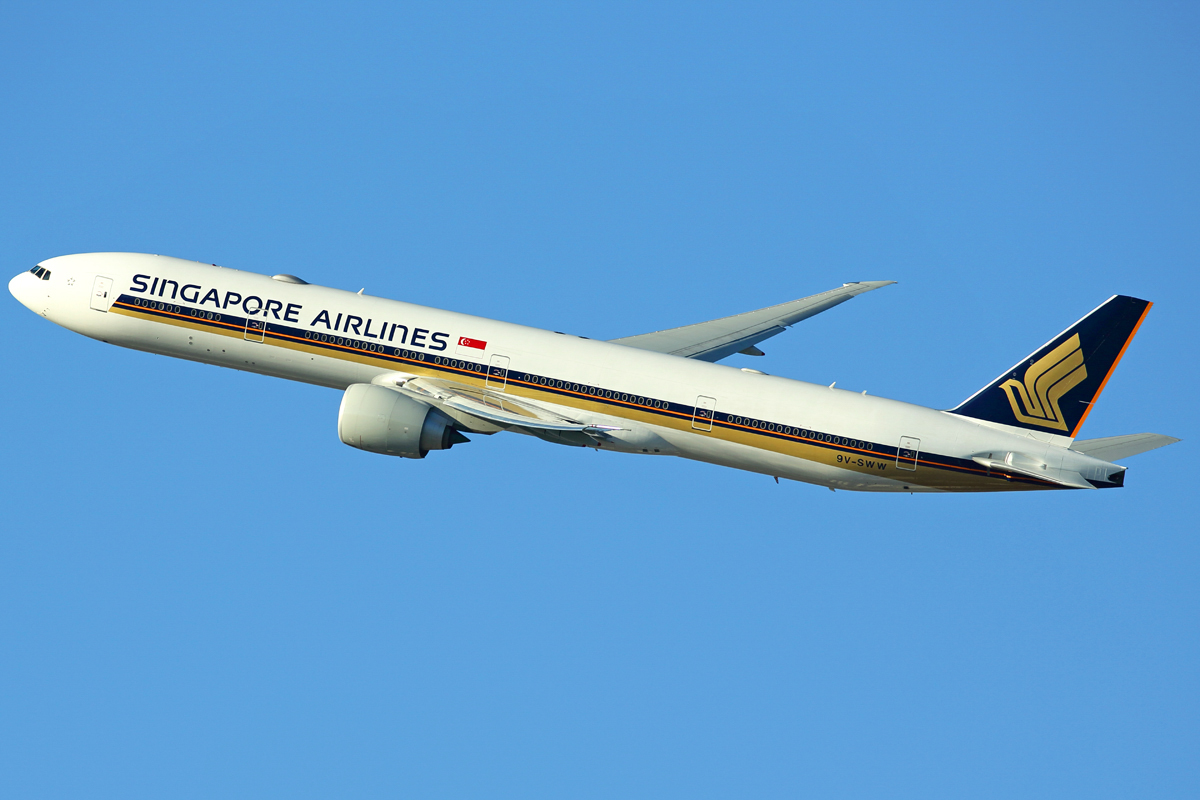 9V-SWW, (cn 42237/1184), Boeing 777-312/ER