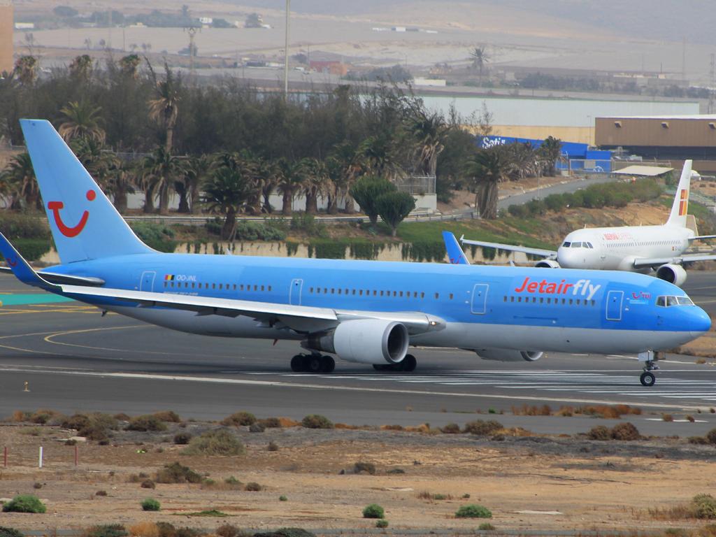 OO-JNL (29384) 2000 Boeing 767-304/ER