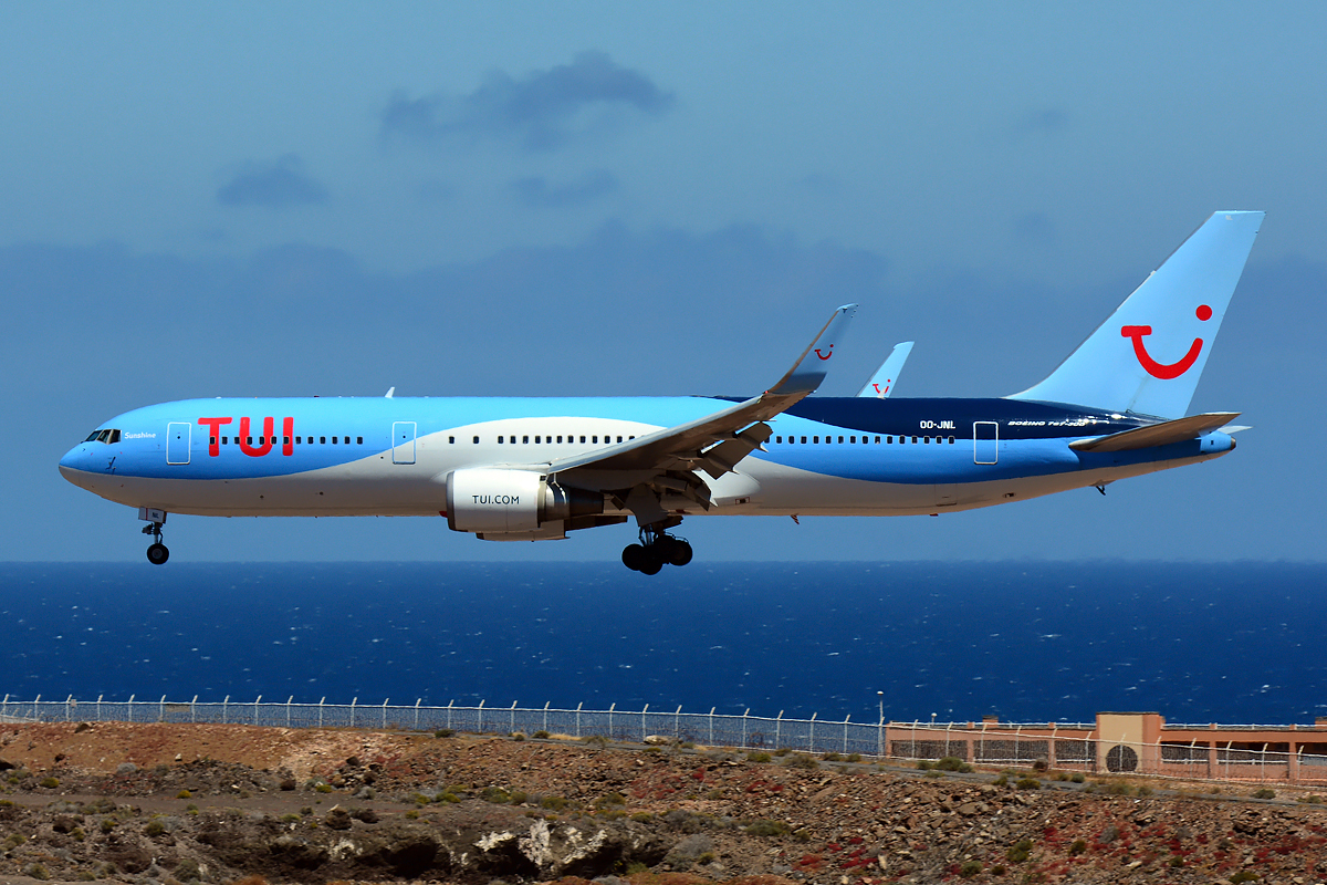 OO-JNL (29384) 2000 Boeing 767-304/ER