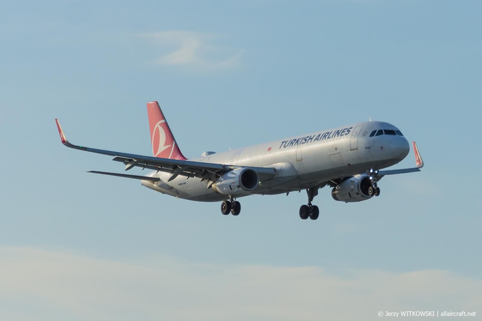 TC-JSP · Airbus A321-231(WL) · (WAW / EPWA)