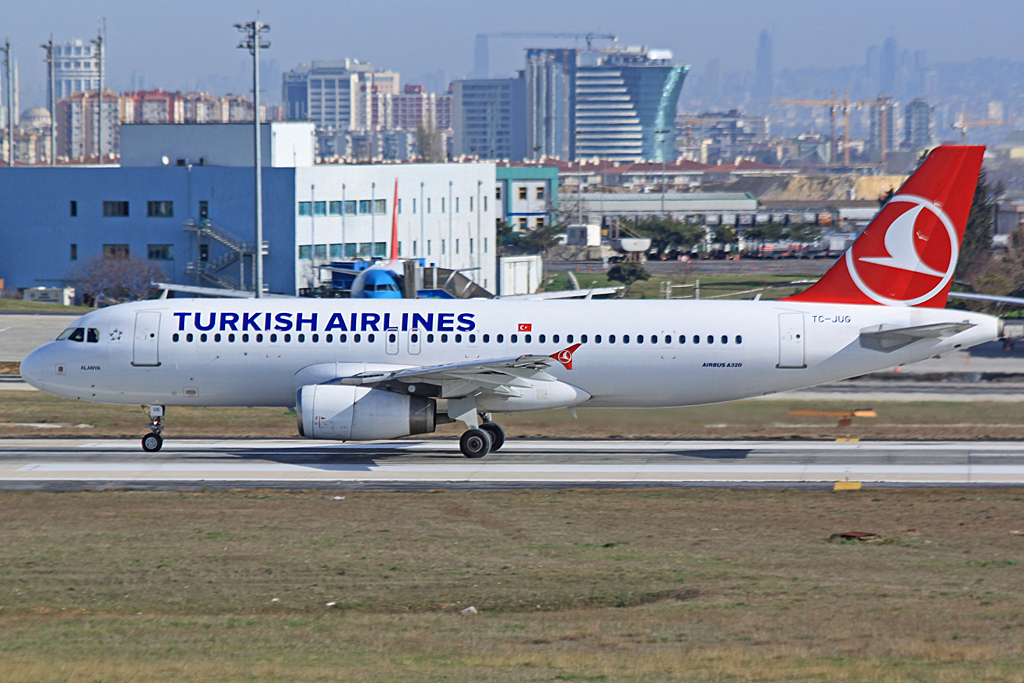 TC-JUG, (cn 2395), Airbus A320-232