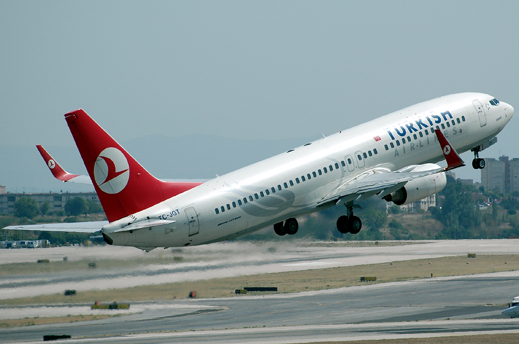 TC-JGT (34417) 2006 Boeing 737-8F2(WL)