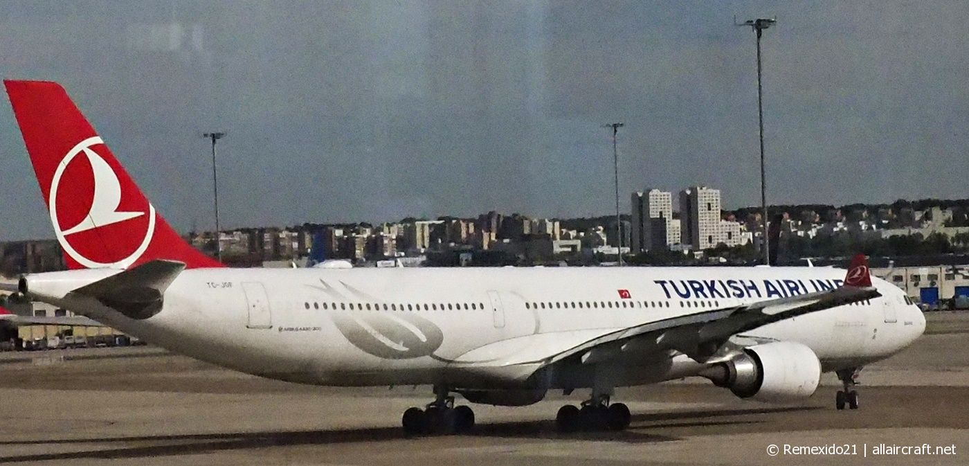 TC-JOF (1616) 2015 Airbus A330-303