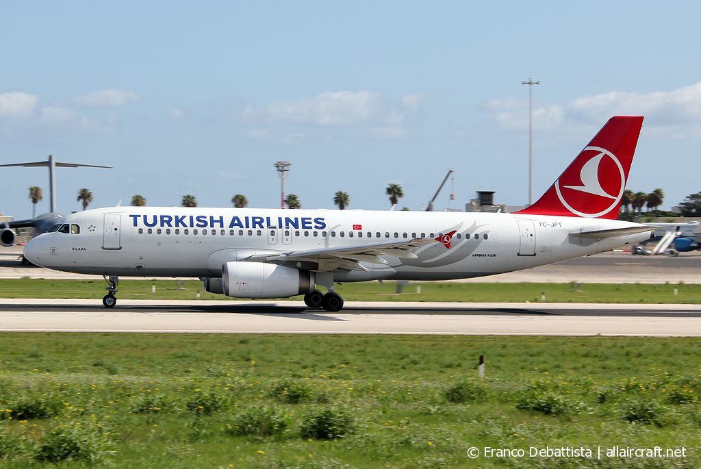 TC-JPT (3719) 2008 Airbus A320-232