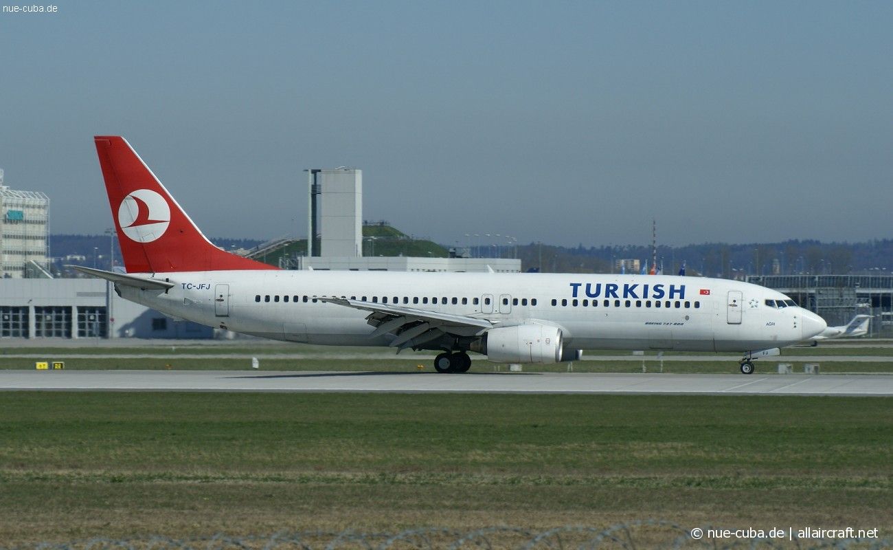 TC-JFJ (29772) 1999 Boeing 737-8F2