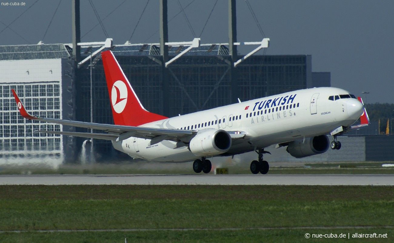 TC-JGG (34405) 2005 Boeing 737-8F2(WL)