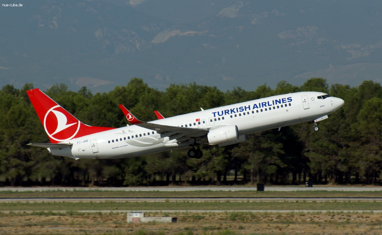 TC-JHD (35743) 2008 Boeing 737-8F2(WL)