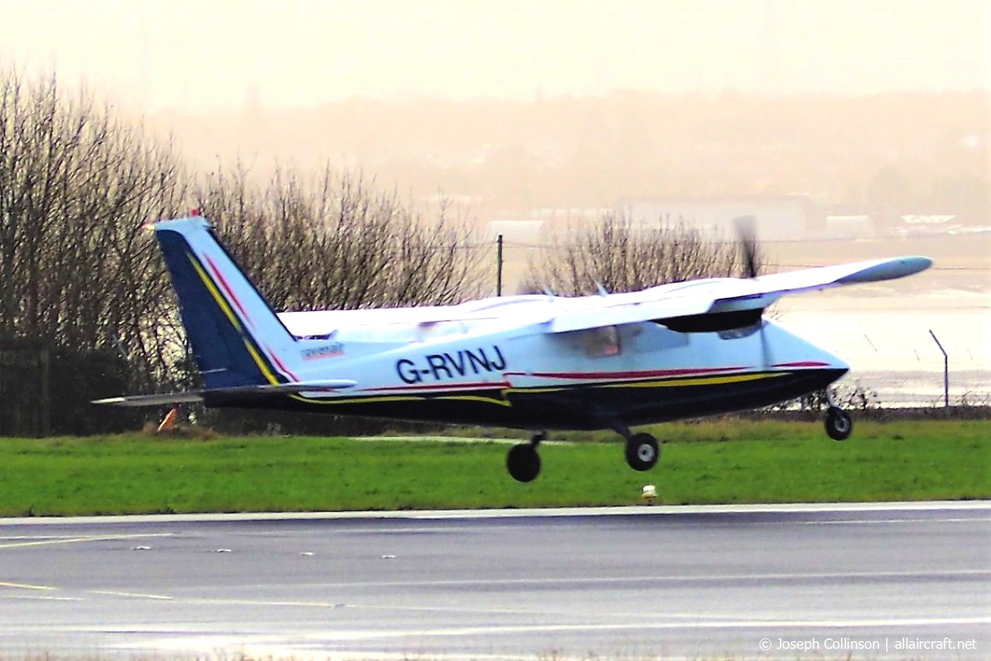 G-RVNJ (52) 1976 Partenavia P-68B