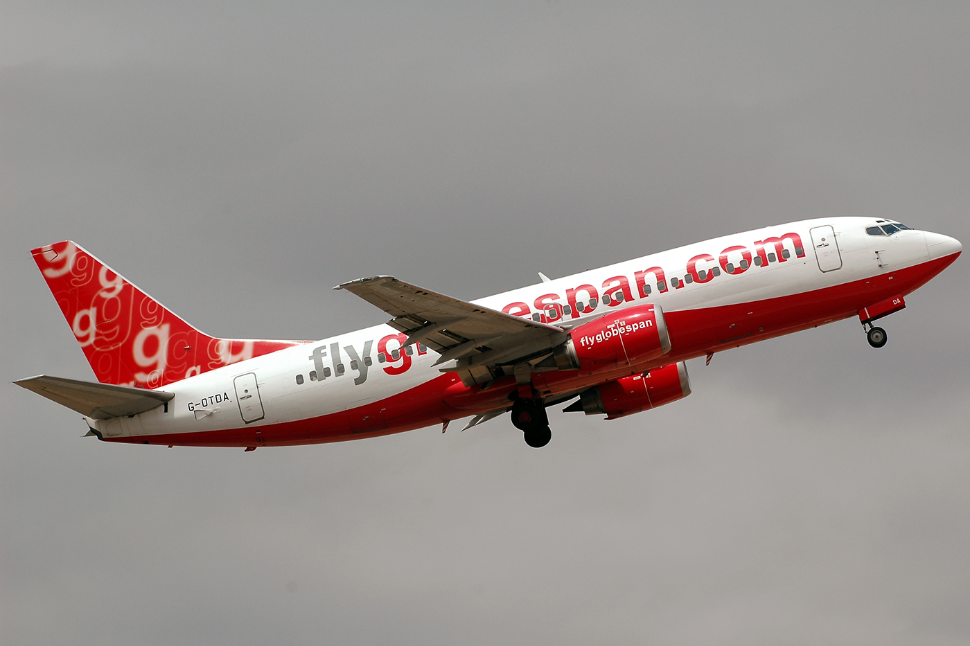 G-OTDA (29266) 1998 Boeing 737-31S