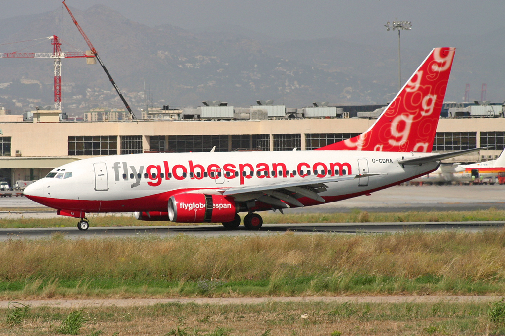 G-CDRA (28304) Boeing 737-683